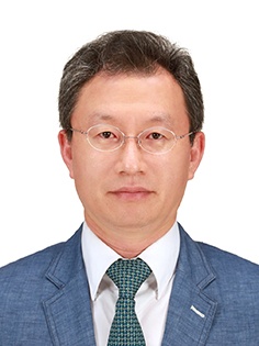 홍준석