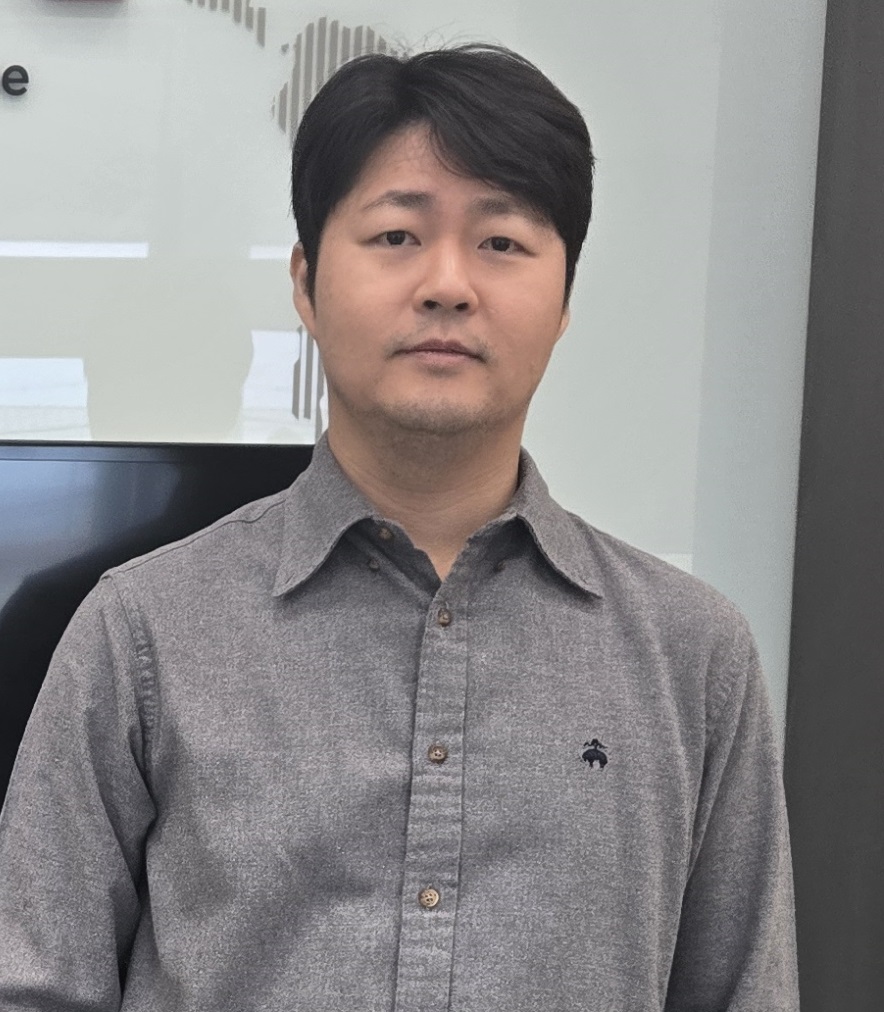 대표이사 이준엽