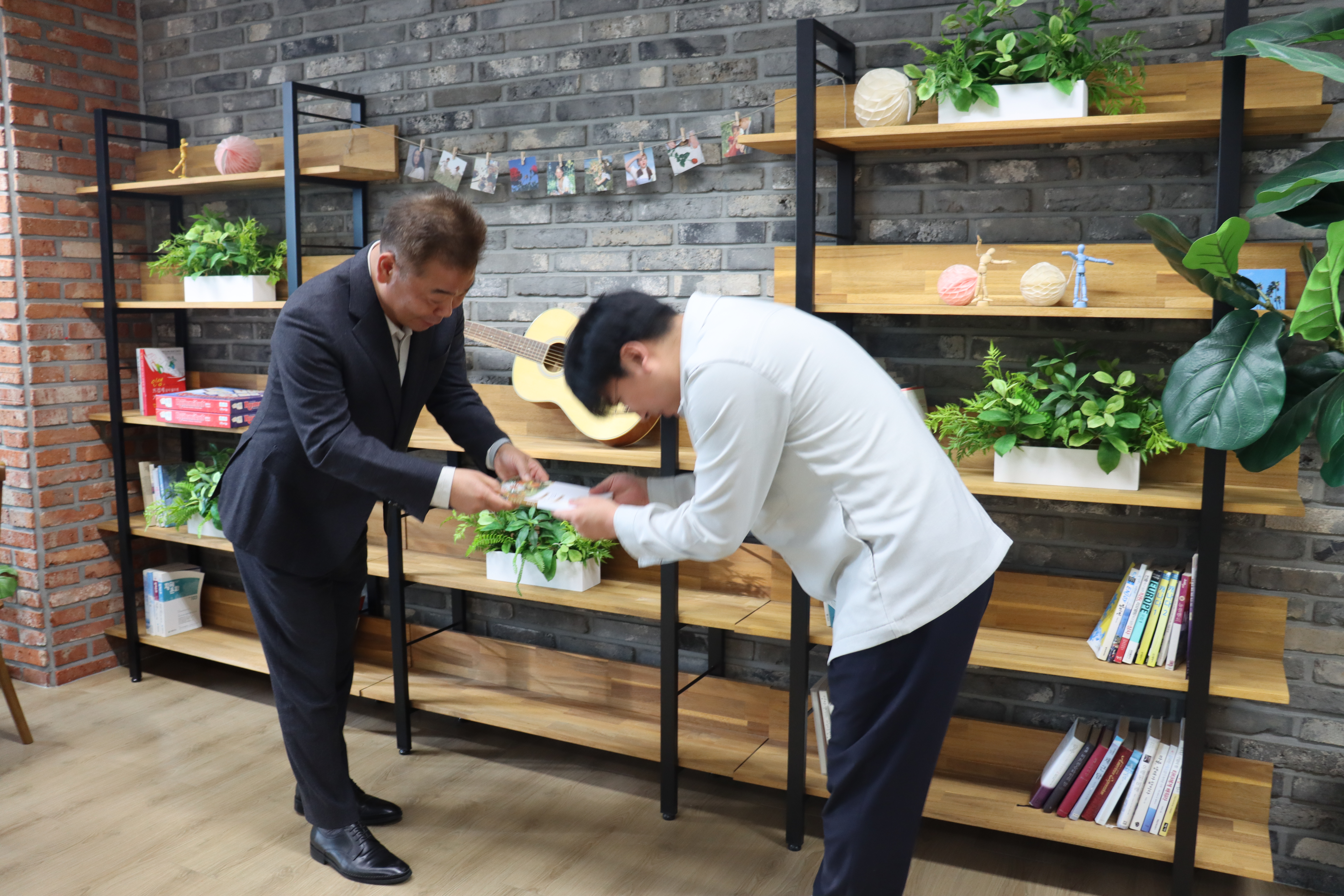 2025.11.27. 12월 생일 직원 축하 행사